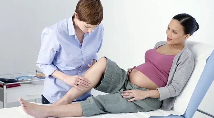 exame de pernas para varices durante o embarazo